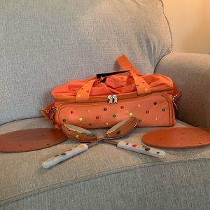 TEMPTATIONS INSULATED FOOD CARRIER NEVER USED Orange